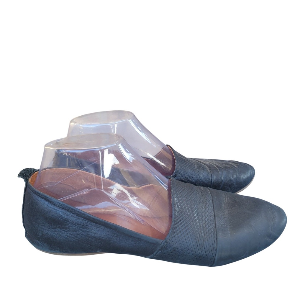 Miz Mooz Leather Mixed Texture Perforated Ballet Flats Round Toe Slip On Size 39